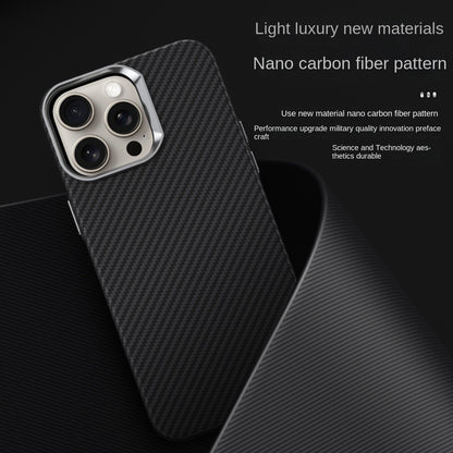 Metal Kevlar Fine Carbon Fiber Magnetic Phone Case for iPhone